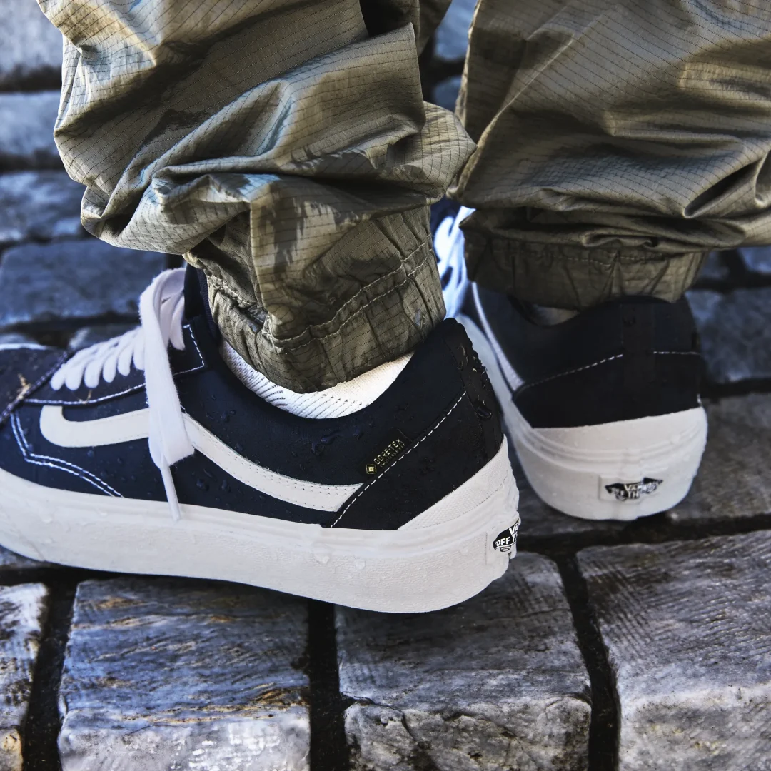 【2025年 3/15 発売】VANS OLD SKOOL GORE-TEX “Black/Navy” (バンズ オールドスクール ゴアテックス “ブラック/ネイビー”) [VN0009QGNWD/VN0009QGBPB]