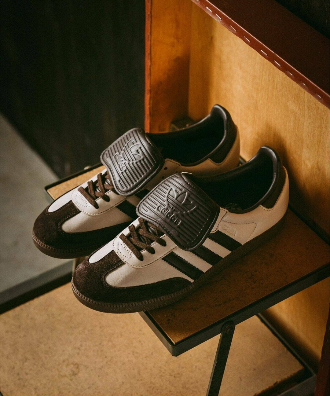 【2025年 4月下旬 発売】adidas Originals SAMBA Long Tongues for EDIFICE/IENA “Beige” (アディダス オリジナルス サンバ ロングタン フォー イエナ/エディフィス “ベージュ”) [JQ6169]