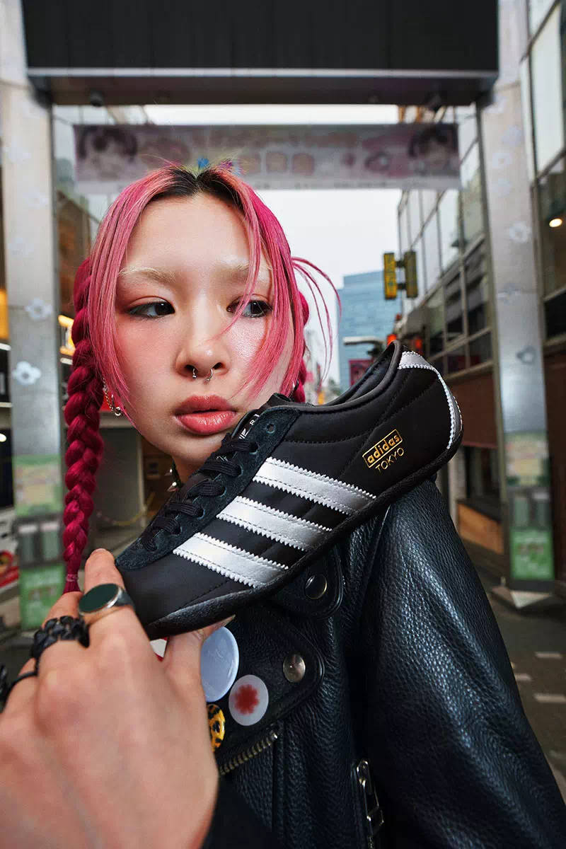 【2025年 3/28 発売】BILLY’S 別注 adidas Originals W TOKYO “Black/Silver” (ビリーズ アディダス オリジナルス トーキョー “ブラック/シルバー”) [JQ0962]